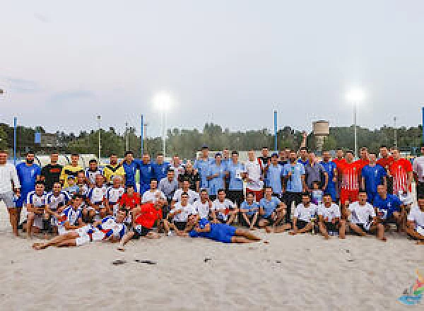 СпортПрофи - спонсор товарищеского турнира по пляжному футболу «Bright Beach Soccer»